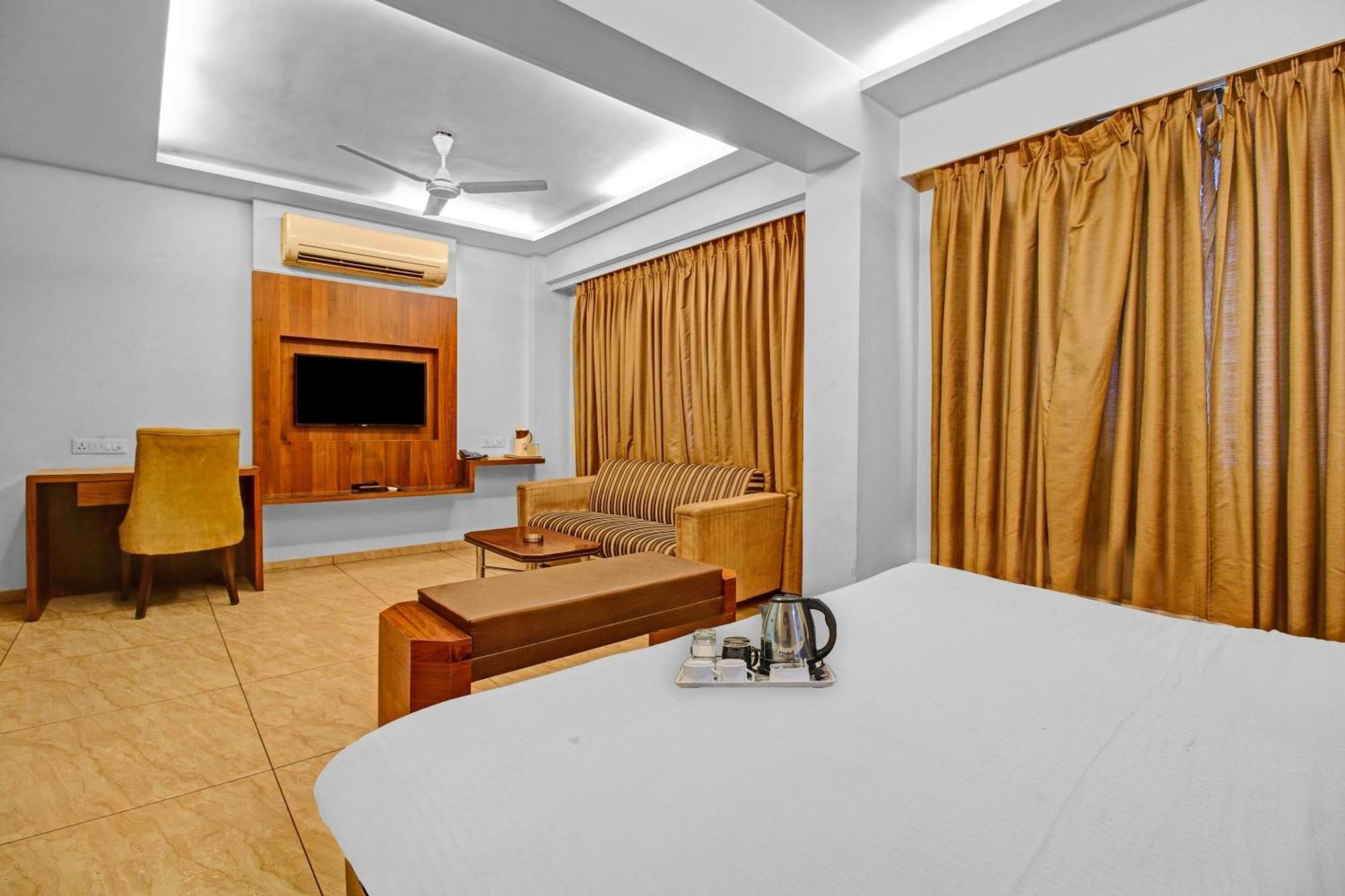 Collection O Surya Hotel Bhopal Ngoại thất bức ảnh